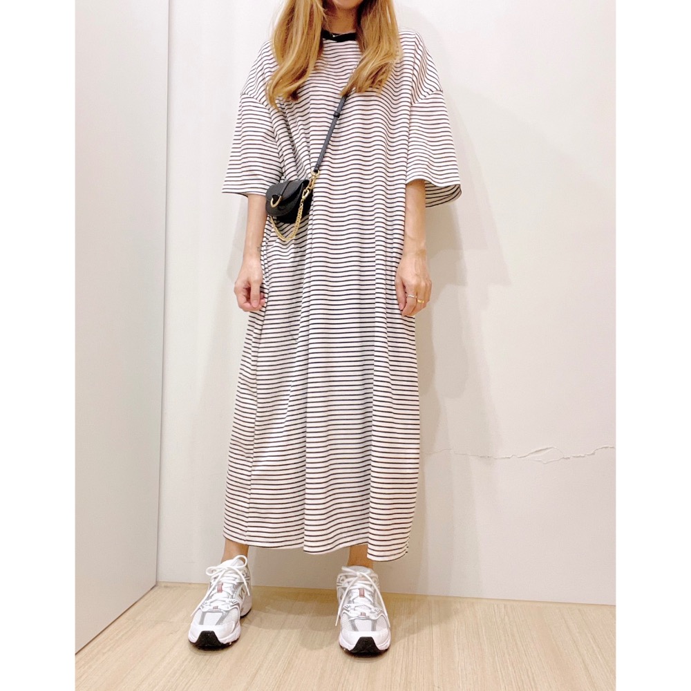 7906 慵懶寬鬆條紋洋裝-細節圖3