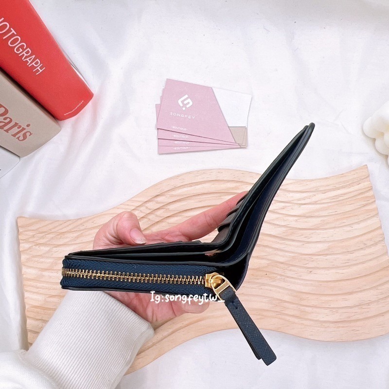 美國代購🇺🇸台灣現貨 Tory Burch｜TB Emerson 小金Logo 防刮兩折短夾-細節圖3