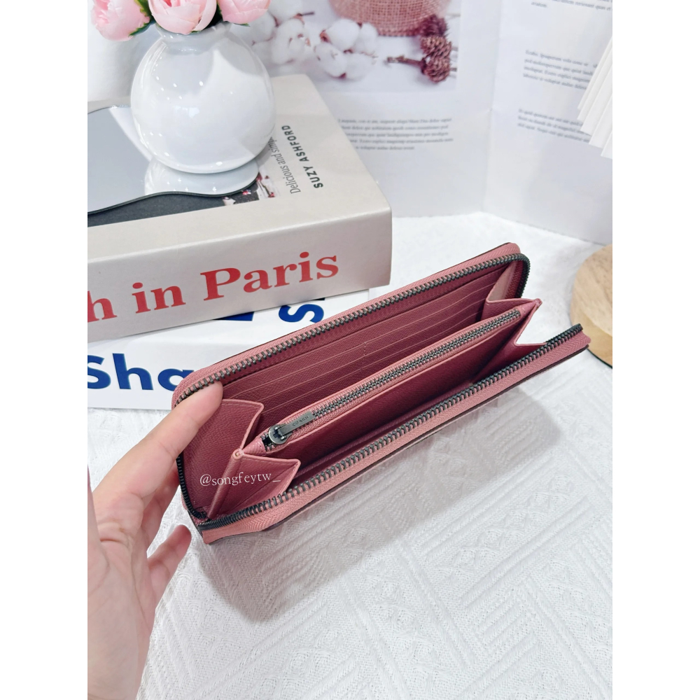 美國代購🇺🇸台灣現貨 Coach 專櫃款 ㄇ型拉鍊長夾-細節圖3