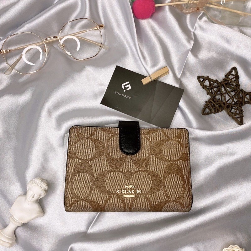 美國代購  台灣現貨 Coach 防刮  扣式中夾-細節圖3