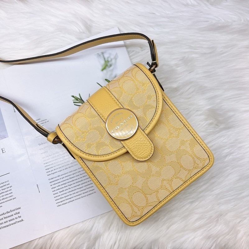 美國代購🇺🇸台灣現貨 Coach 香布蕾小書包 手機包 斜背包-細節圖6