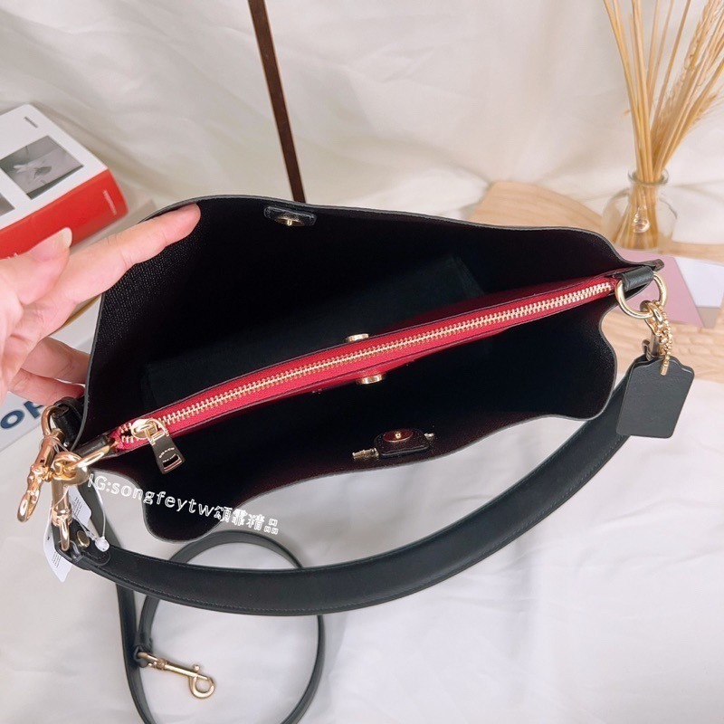 美國代購🇺🇸台灣現貨 Coach 茉莉大水桶 肩背包 斜背包-細節圖3