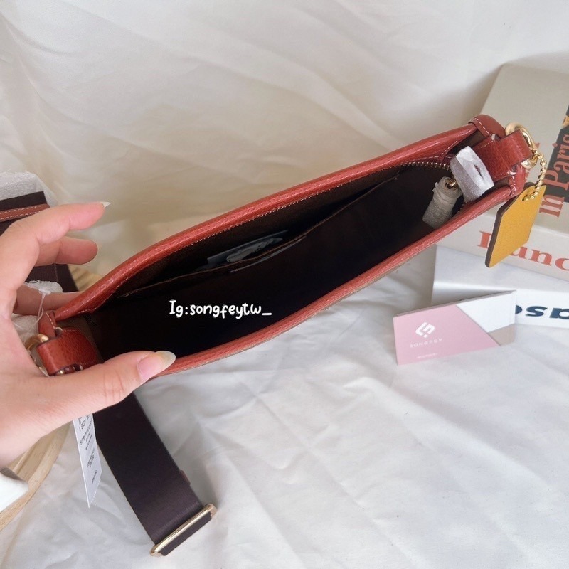 美國代購🇺🇸台灣現貨 Coach 文件包 斜背包-細節圖9