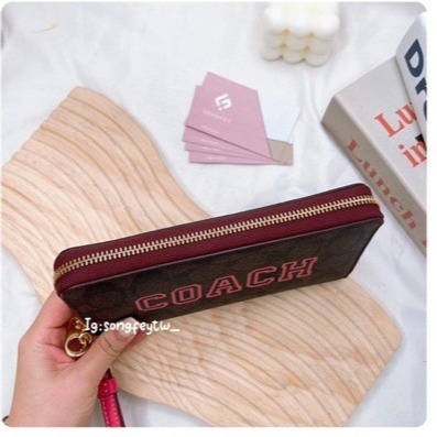 美國代購🇺🇸台灣現貨 Coach 限定款 手掛長夾 拉鍊長夾-細節圖4