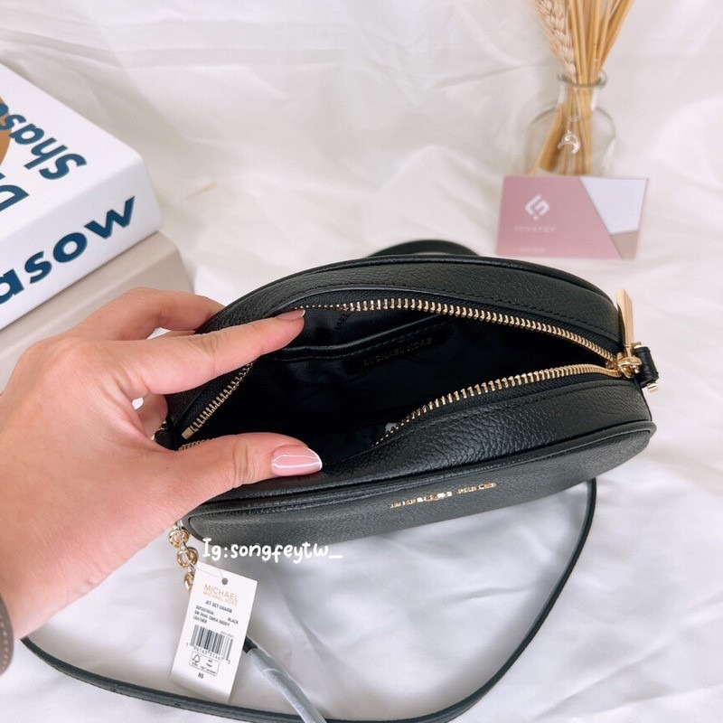 美國代購🇺🇸台灣現貨 MK 專櫃款 橢圓包 相機包 斜背包-細節圖5