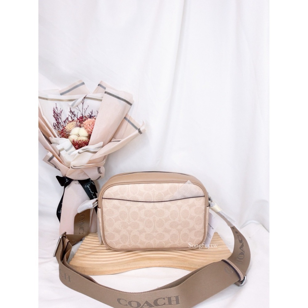 美國代購🇺🇸台灣現貨 Coach 單層大相機包 斜背包-細節圖5