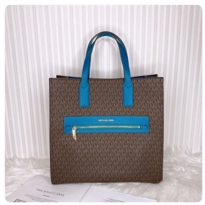 Michael deals kors kenly