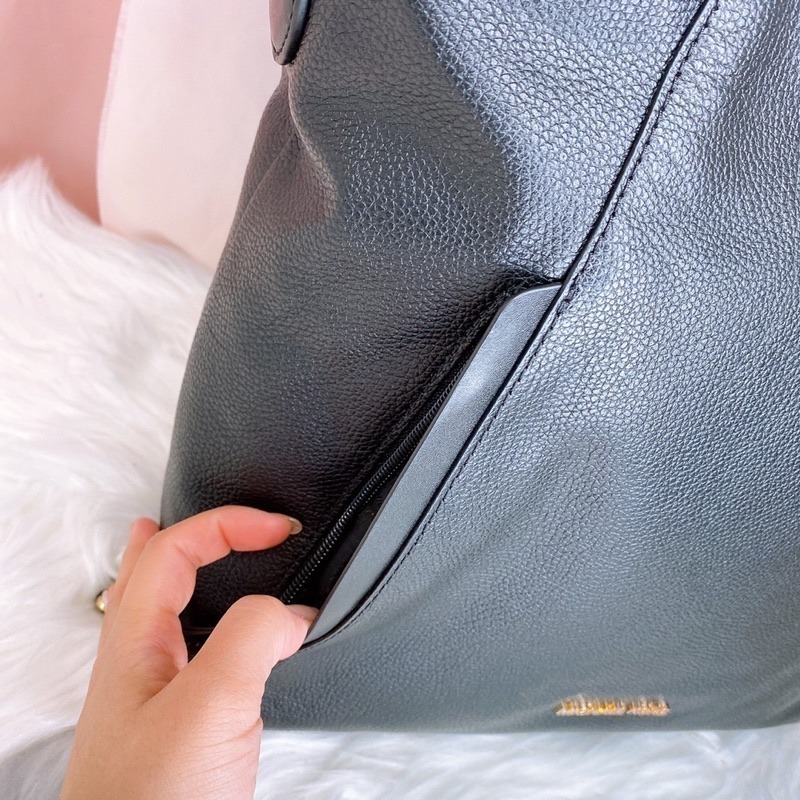 美國代購🇺🇸台灣現貨 MK 流浪包 水桶包 肩背包 大款-細節圖4