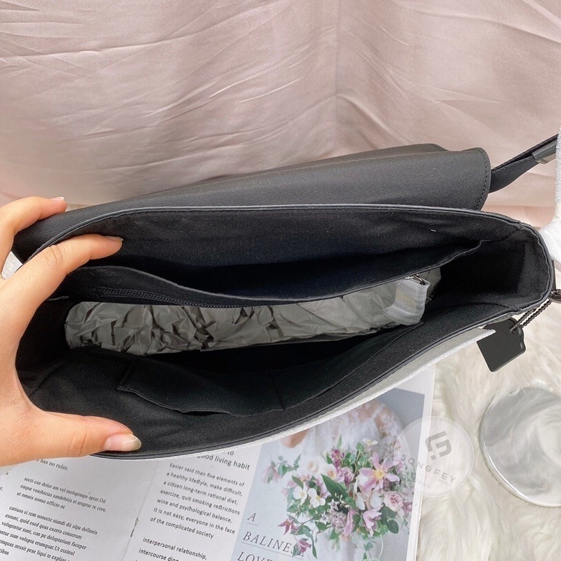 美國代購🇺🇸台灣現貨 Coach 男款側背包 郵差包 斜背包 情人節 父親節-細節圖3