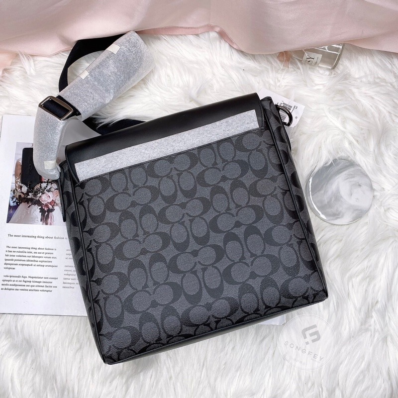 美國代購🇺🇸台灣現貨 Coach 男款側背包 郵差包 斜背包 情人節 父親節-細節圖5