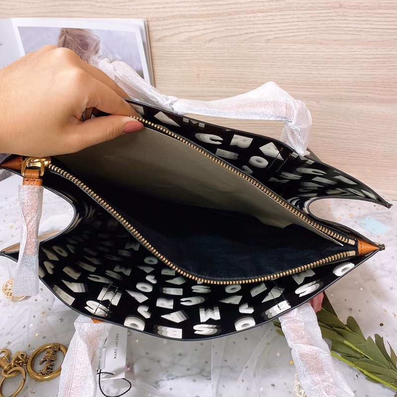 美國代購🇺🇸台灣現貨 MJ 鎖頭 方包 撞色托特包 肩背包（大款）-細節圖3