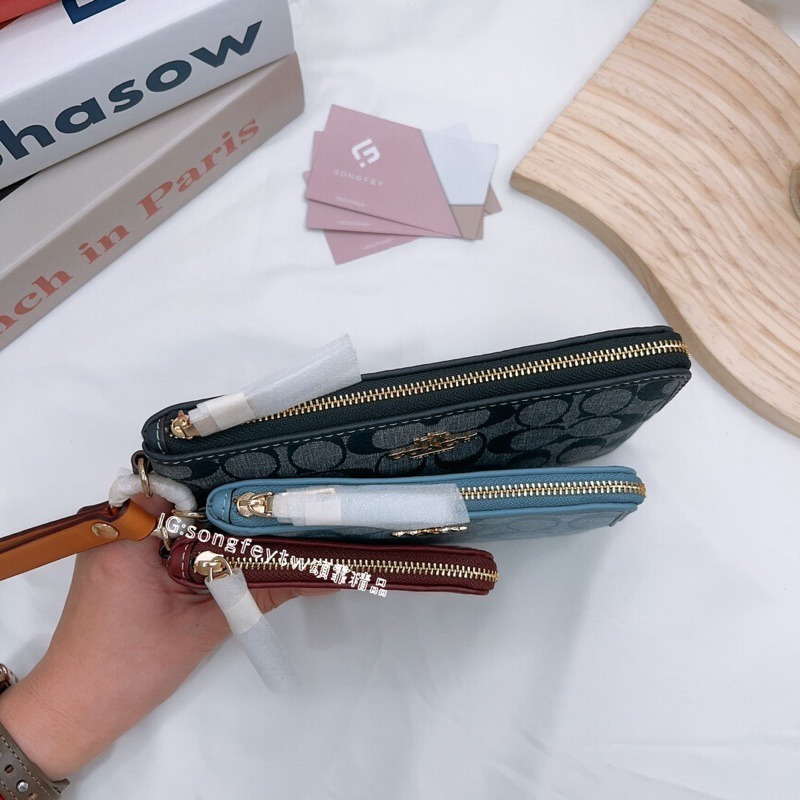 美國代購🇺🇸台灣現貨 Coach 三合一手拿包-細節圖5