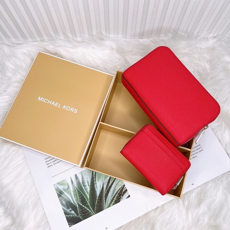 美國代購🇺🇸台灣現貨 Michael Kors｜MK 化妝包+零錢包 禮盒組 情人節 母親節-細節圖4