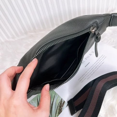 美國代購🇺🇸台灣現貨 Coach 男款 胸包 腰包-細節圖2