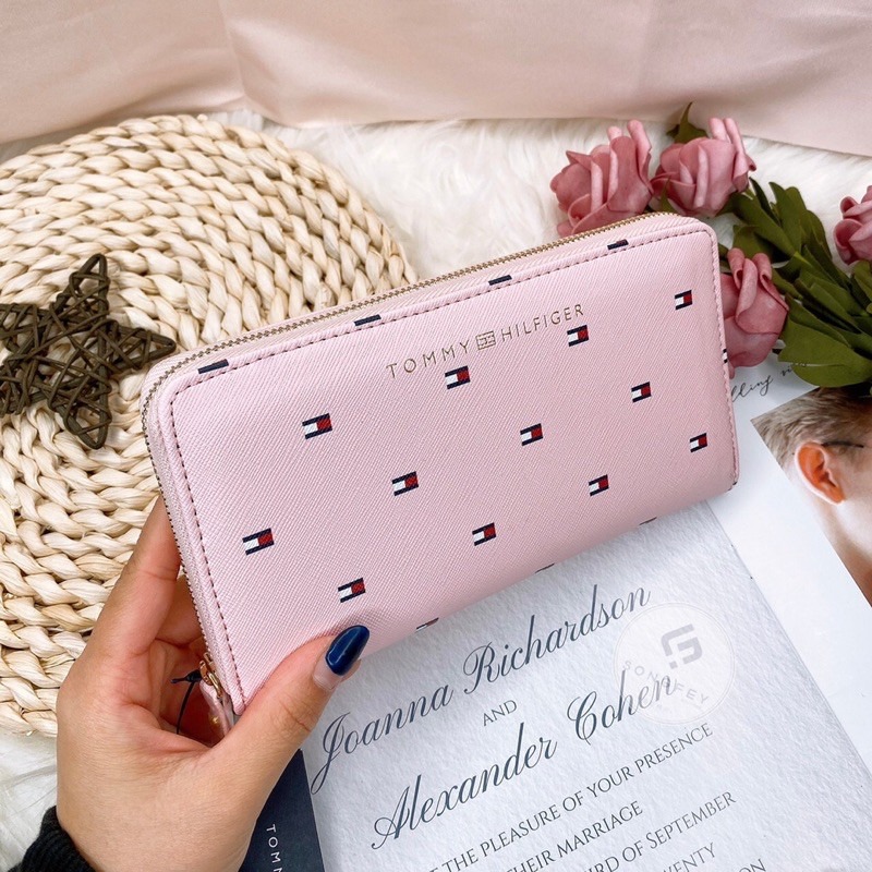 美國代購🇺🇸台灣現貨 Tommy 新款 滿版logo 拉鍊長夾-細節圖3