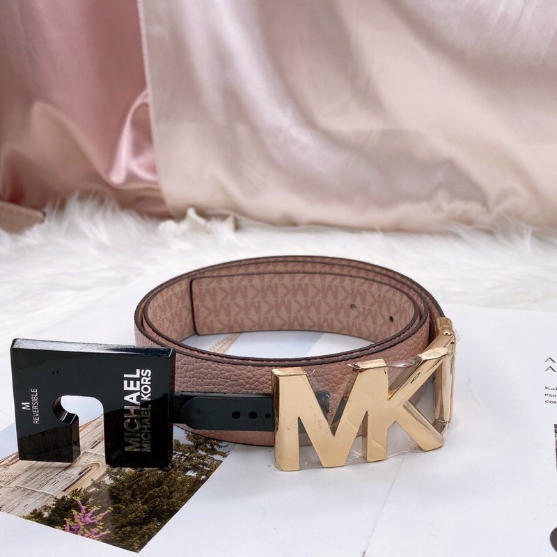 美國代購🇺🇸台灣現貨 MK 大logo 滿版皮帶-細節圖4