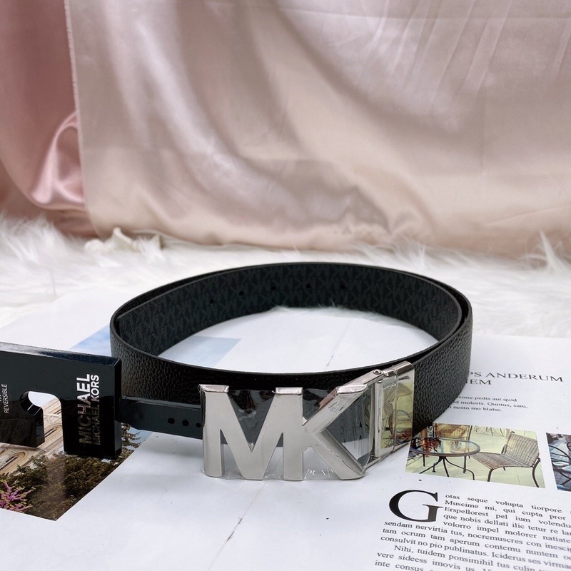 美國代購🇺🇸台灣現貨 MK 大logo 滿版皮帶-細節圖6
