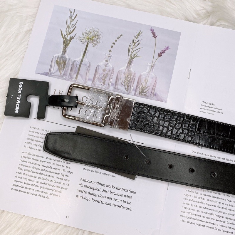 美國代購🇺🇸台灣現貨 MK 男款 針釦皮帶-細節圖2