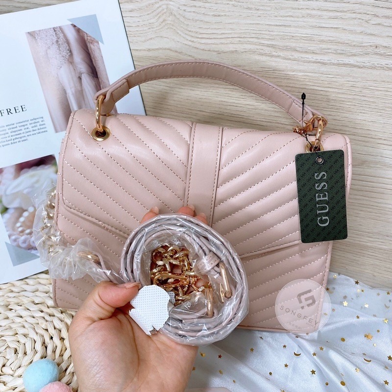 美國代購🇺🇸台灣現貨 Guess V型紋 手提信封包 斜背包-細節圖3