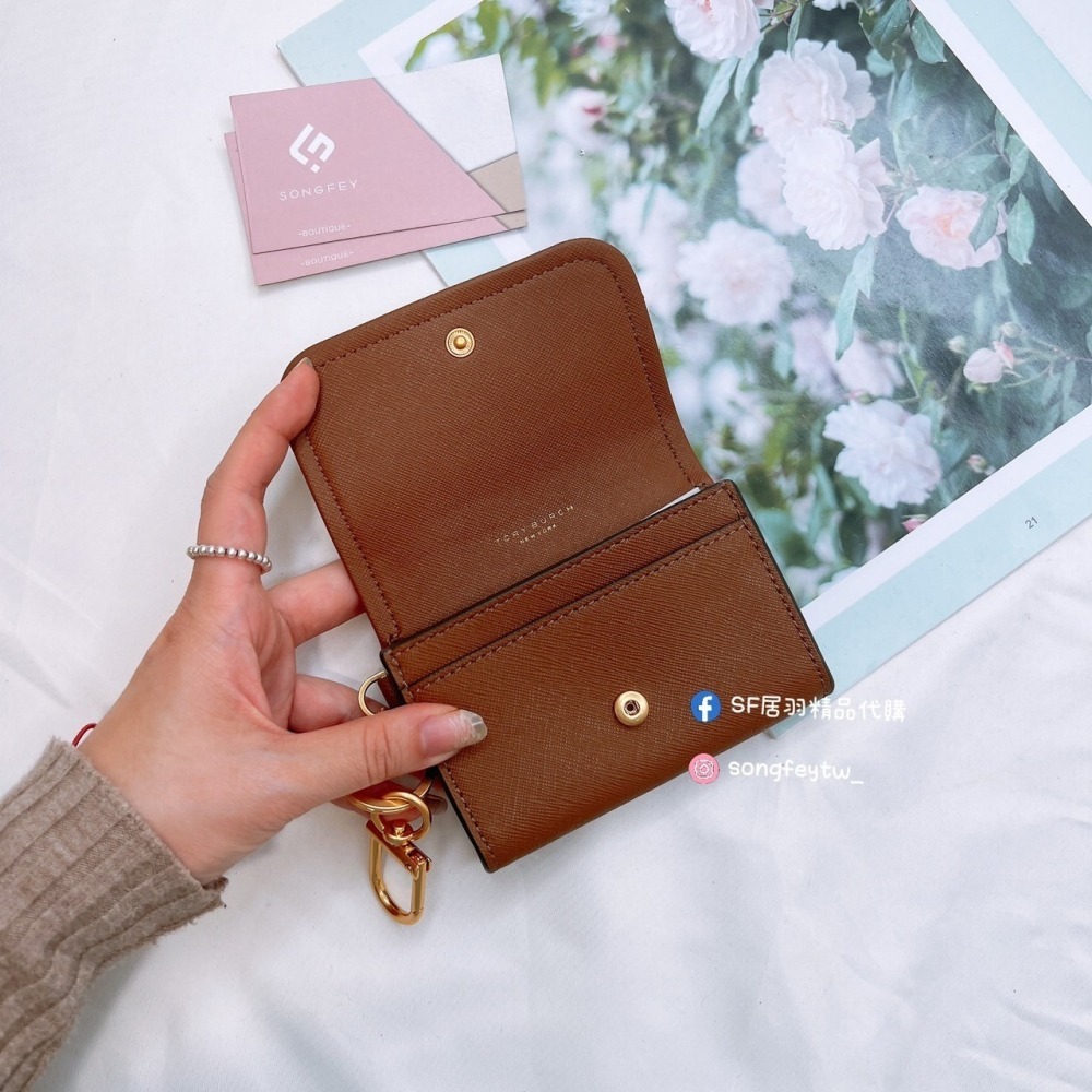 美國代購🇺🇸台灣現貨 Tory Burch｜TB 小金Logo 鑰匙卡包 名片夾-細節圖4