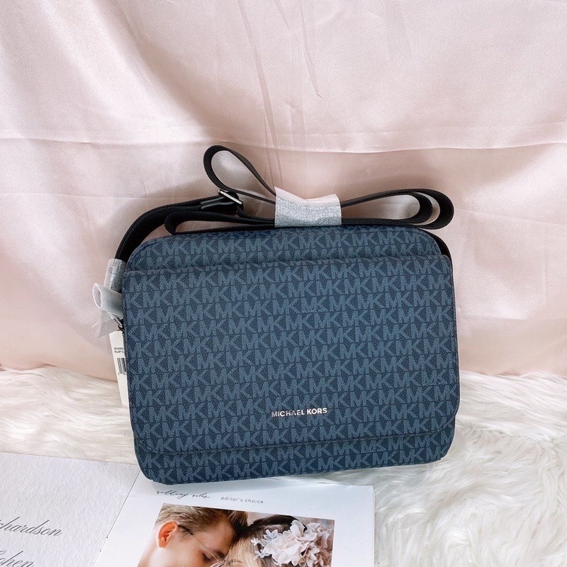 美國代購🇺🇸台灣現貨 MK 男款掀蓋側背包 斜背包 肩背包 情人節 父親節-細節圖9