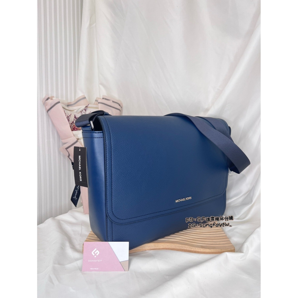 美國代購🇺🇸台灣現貨 MK 男款 掀蓋郵差包  側背包 斜背包 情人節 父親節-細節圖3