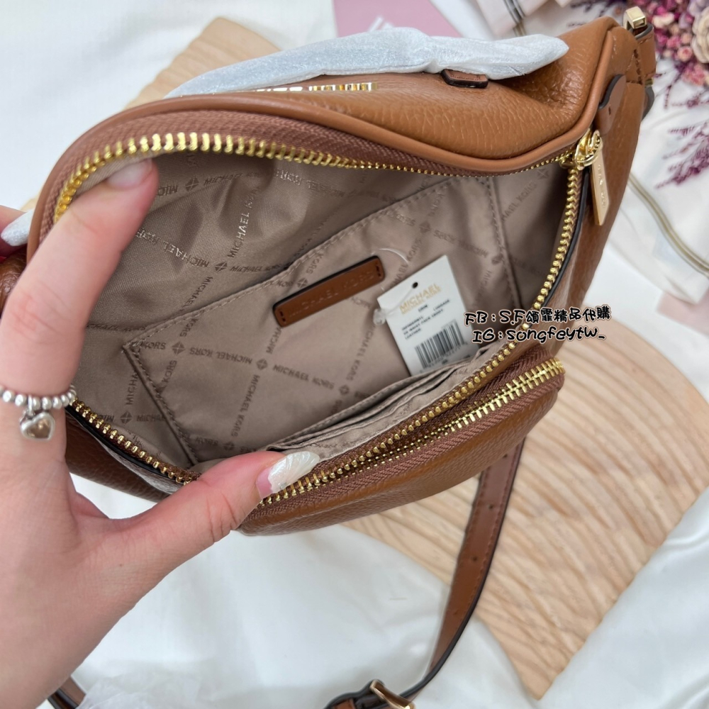 美國代購🇺🇸台灣現貨  MK 手提斜背腰包  胸包-細節圖2