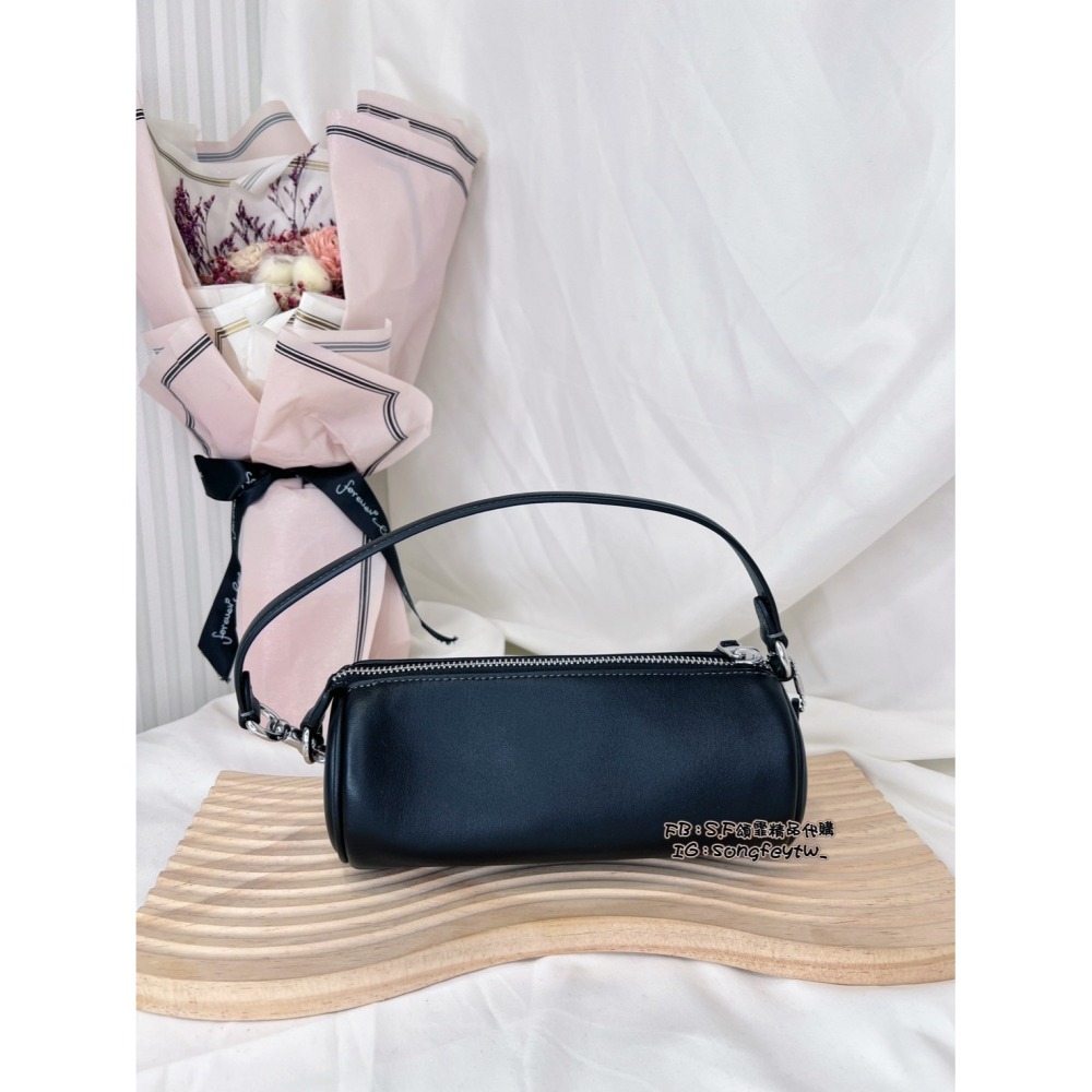 美國代購🇺🇸台灣現貨 Coach 肩背筆筒包 斜背包-細節圖4