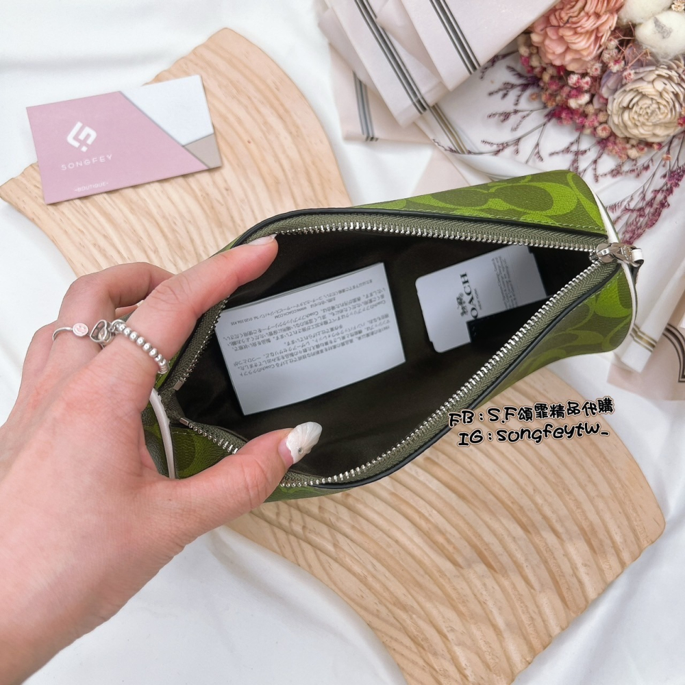 美國代購🇺🇸台灣現貨 Coach 滿版筆袋 化妝包-細節圖2