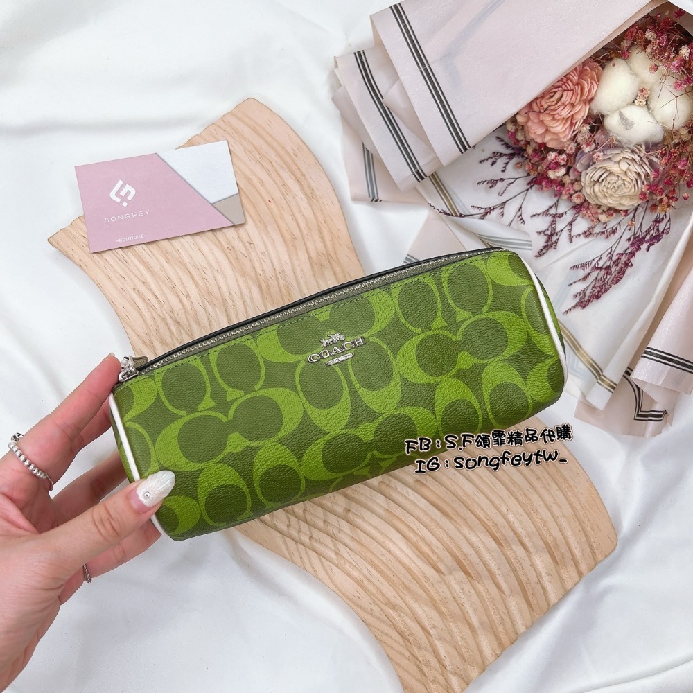 美國代購🇺🇸台灣現貨 Coach 滿版筆袋 化妝包-規格圖5
