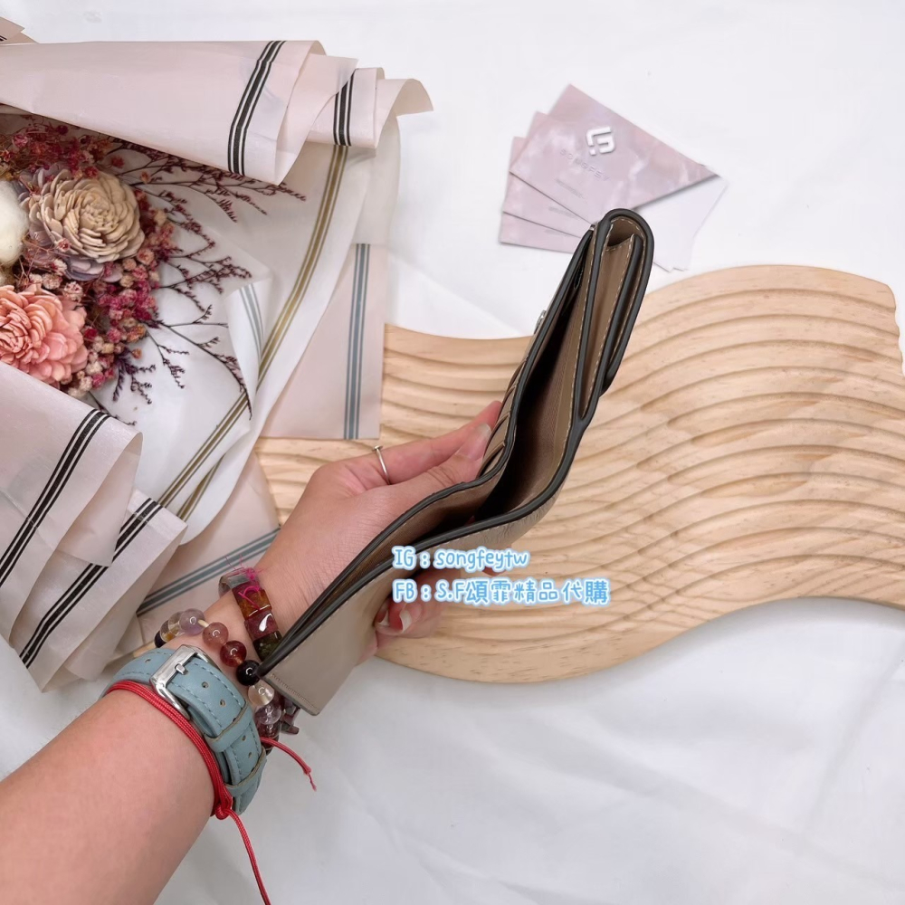 美國代購🇺🇸台灣現貨 COACH  新款喬治短夾  兩折短夾-細節圖4