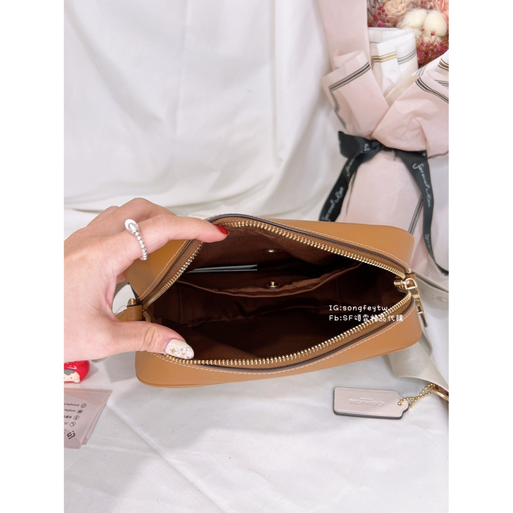 美國代購🇺🇸台灣現貨 Coach 新款大相機包 斜背包-細節圖2