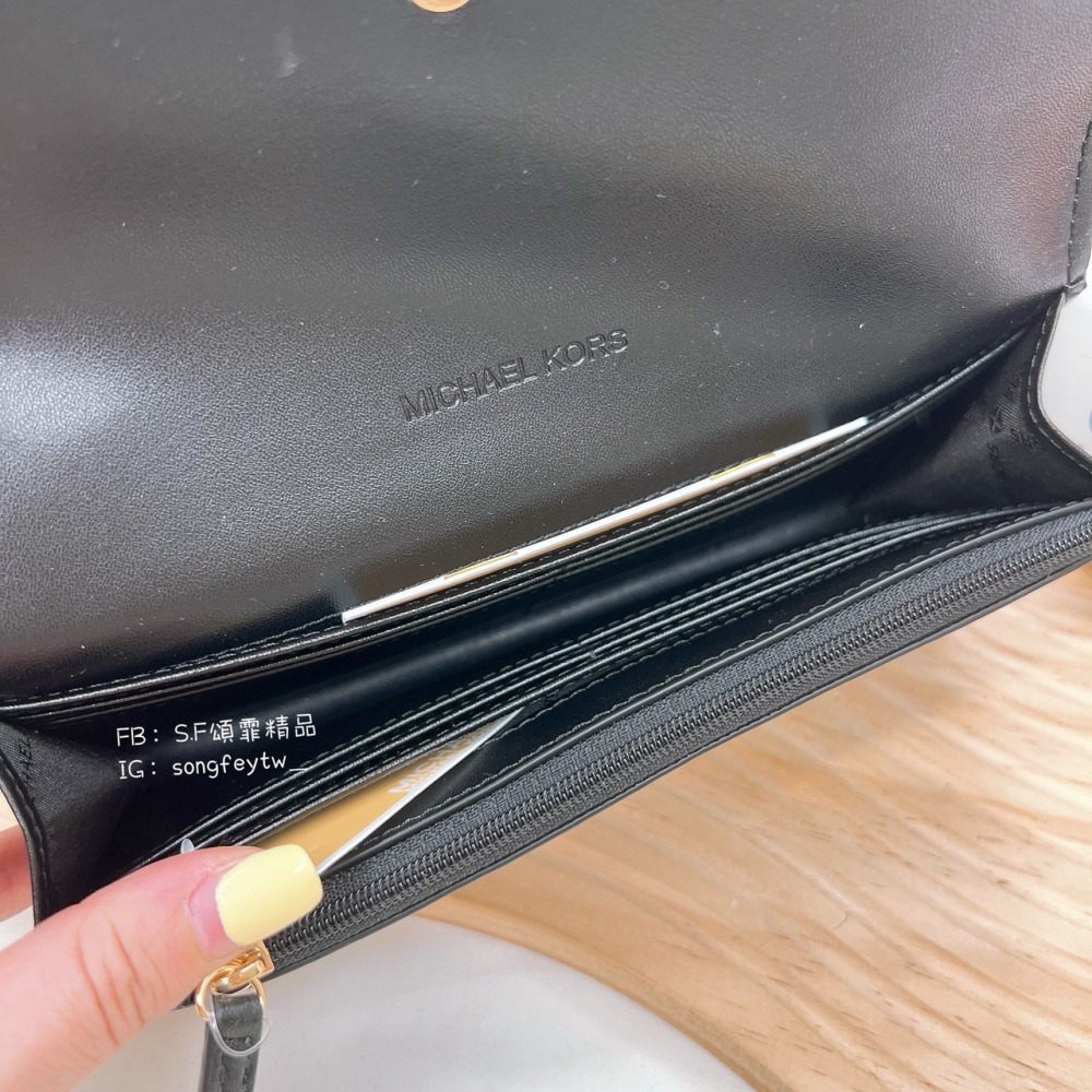 美國代購🇺🇸台灣現貨 MK 鎖頭信封長夾-細節圖2