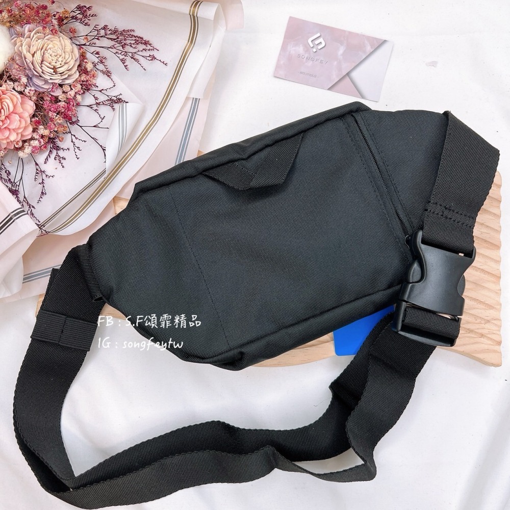 美國代購🇺🇸台灣現貨 Adidas 腰包 胸包-細節圖4