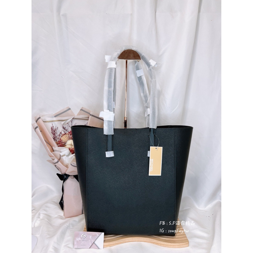 美國代購🇺🇸台灣現貨 MK 二合一大紙袋托特包-細節圖4