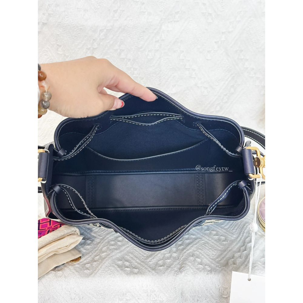 美國代購🇺🇸台灣現貨 Tory Burch 專櫃款 T Monogram 風鈴包-細節圖2