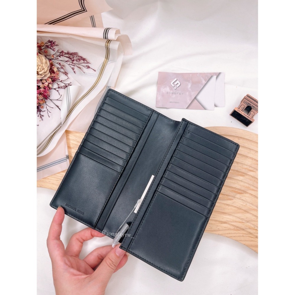 美國代購🇺🇸台灣現貨 Michael Kors｜MK 對開 兩折 男長夾-細節圖2