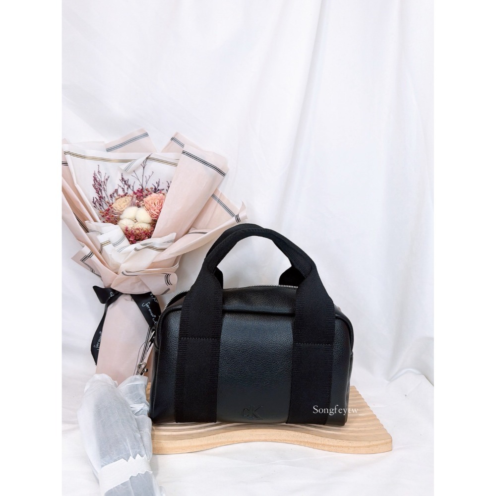 美國代購🇺🇸台灣現貨 CK 枕頭波士頓 斜背包 手提包-規格圖8