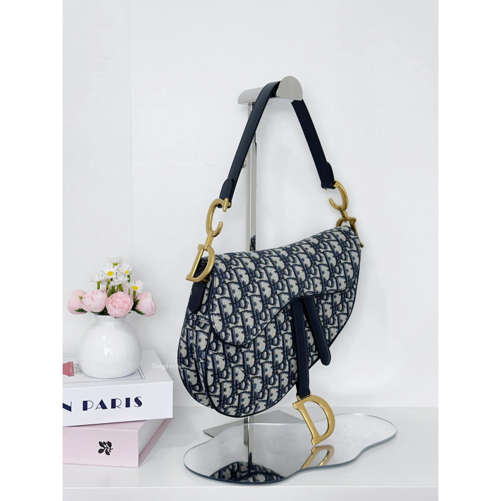 歐美代購 台灣現貨 DIOR Saddle 經典 大款 馬鞍包-細節圖2