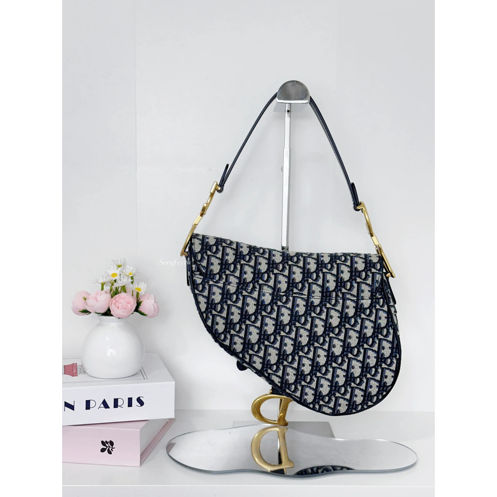 歐美代購 台灣現貨 DIOR Saddle 經典 大款 馬鞍包-細節圖3
