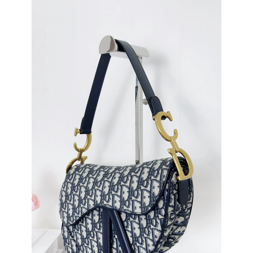 歐美代購 台灣現貨 DIOR Saddle 經典 大款 馬鞍包-細節圖7
