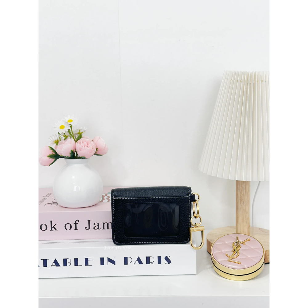 美國代購🇺🇸台灣現貨 Tory Burch｜TB 浮雕 信封卡包 鑰匙圈 零錢包-細節圖3