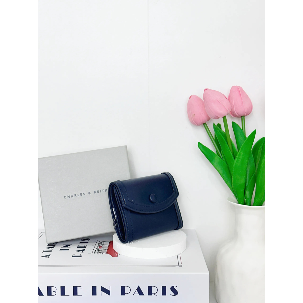 美國代購🇺🇸台灣現貨 CHARLES & KEITH｜小CK 三折短夾 禮盒-細節圖4