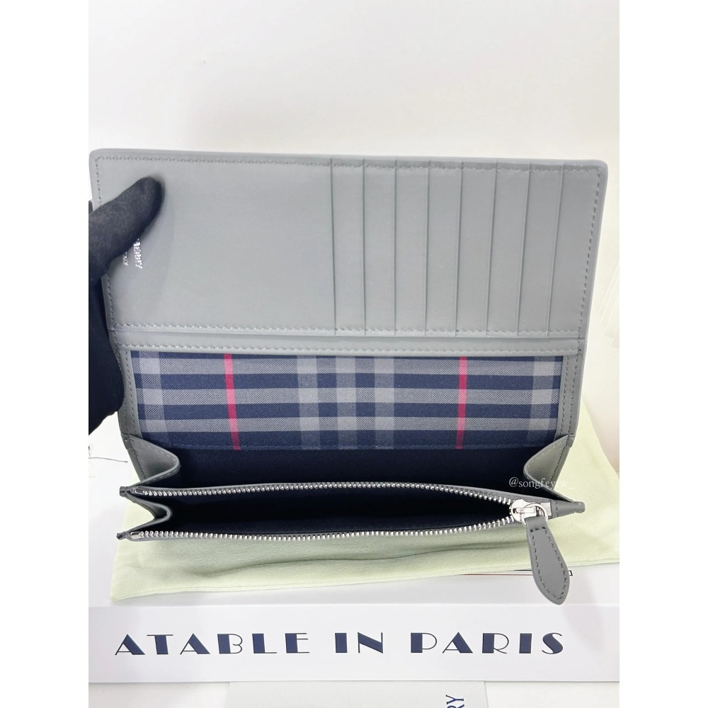 美國代購🇺🇸台灣現貨 Burberry 經典 兩折男長夾-細節圖4