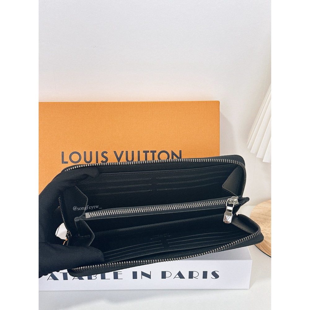 歐美代購🇺🇸臺灣現貨 Louis Vuitton｜LV 男款 ㄇ型拉鍊長夾 M11611-細節圖3
