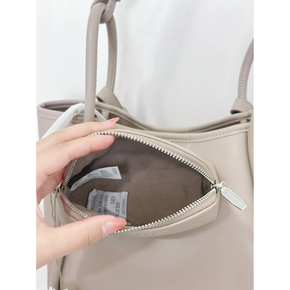 美國代購🇺🇸台灣現貨 CHARLES & KEITH｜小CK Lyla 托特包-細節圖7