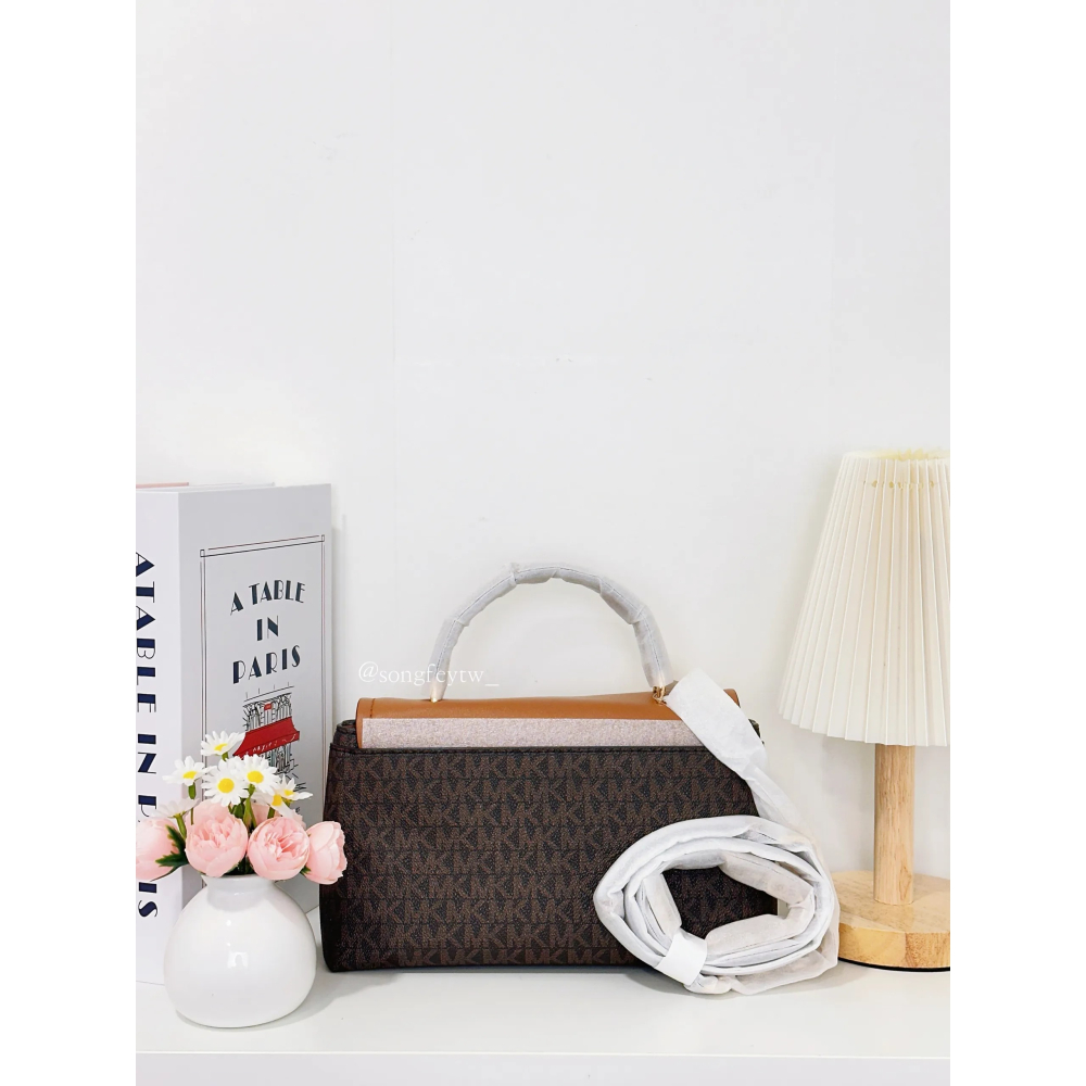 美國代購🇺🇸台灣現貨 Michael Kors｜MK 專櫃款 Tribeca系列 手提信封包-細節圖5