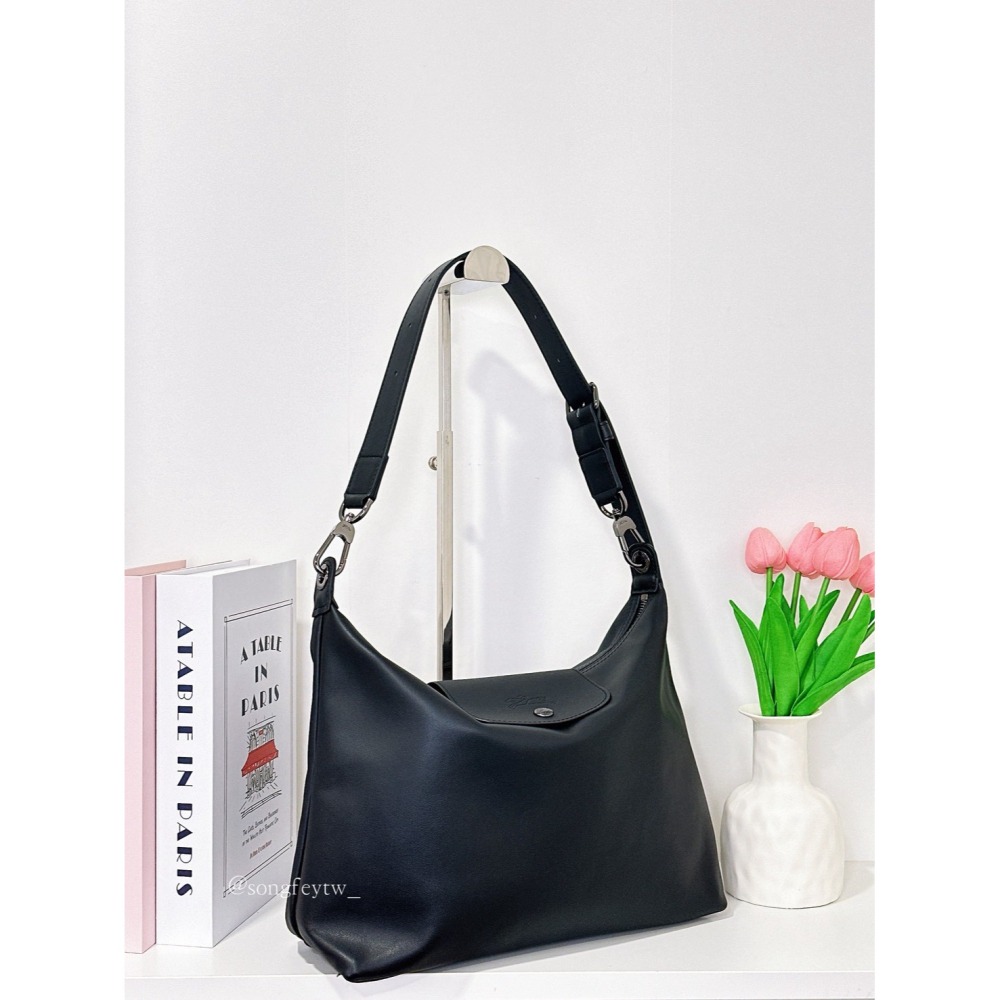 美國代購🇺🇸台灣現貨 Longchamp Le Pliage Xtra M 皮革 Hobo 半月包-細節圖3