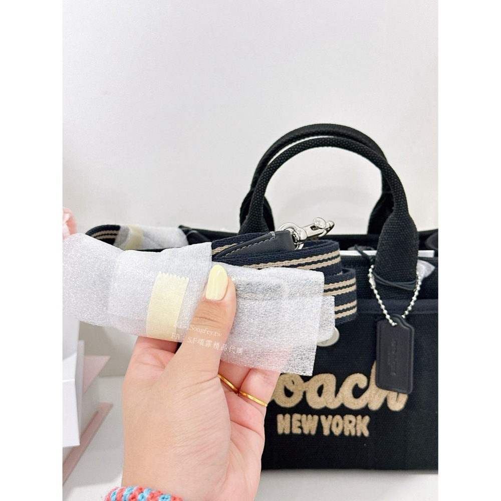 美國代購🇺🇸台灣現貨 Coach 專櫃款 CARGO 迷你 紙袋包-細節圖3