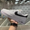 AF1 黑白色